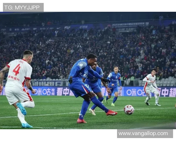 上海足球队杯赛节奏分析与表现评估的深度解读 上海足球队杯赛节奏分析与表现评估的深度解读