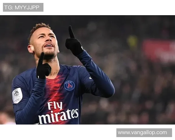 内马尔的足球传奇:从街头少年到世界巨星的奋斗故事 内马尔的足球传奇:从街头少年到世界巨星的奋斗故事