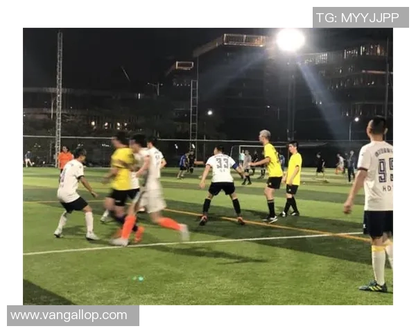 外国足球明星齐聚一堂展现技艺激情碰撞精彩赛事回顾